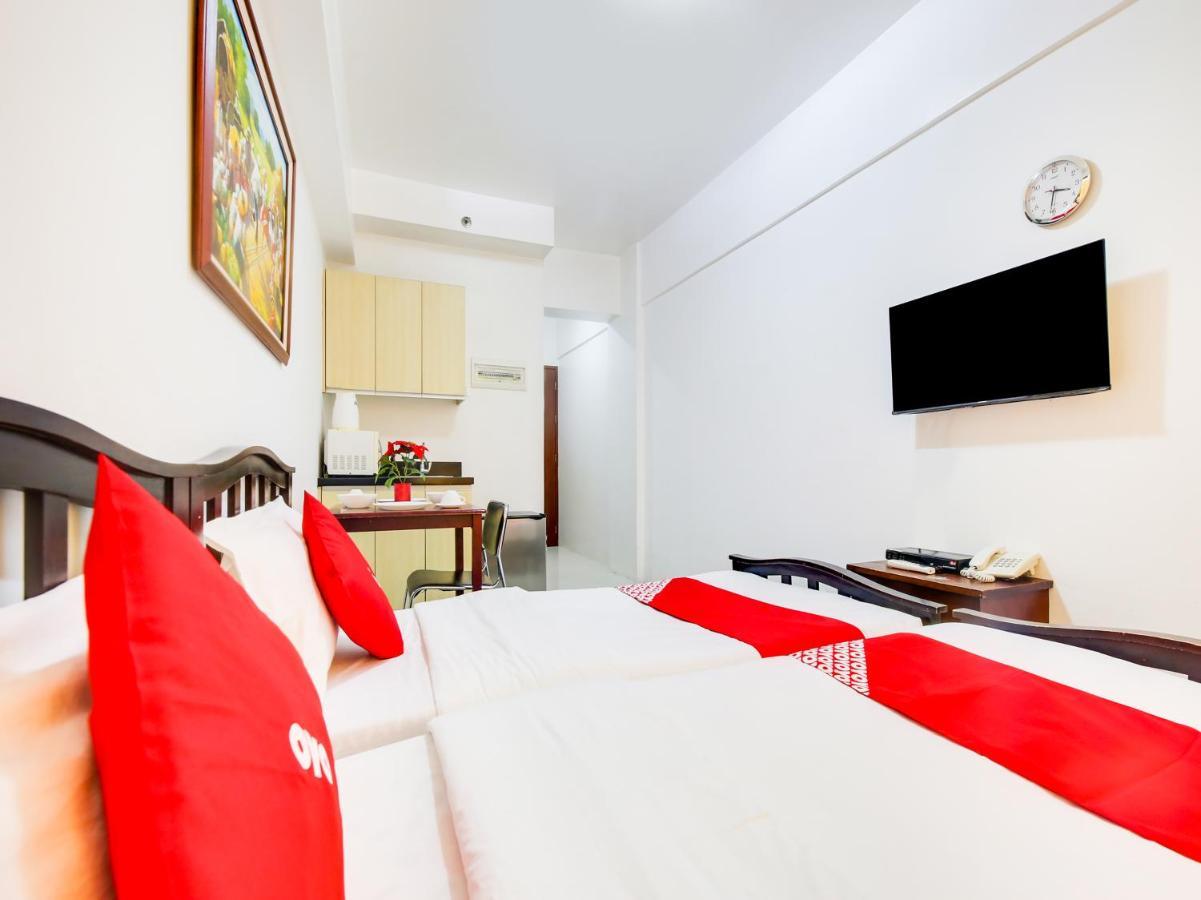Oyo 893 Dian Suites Makati Manila Kültér fotó