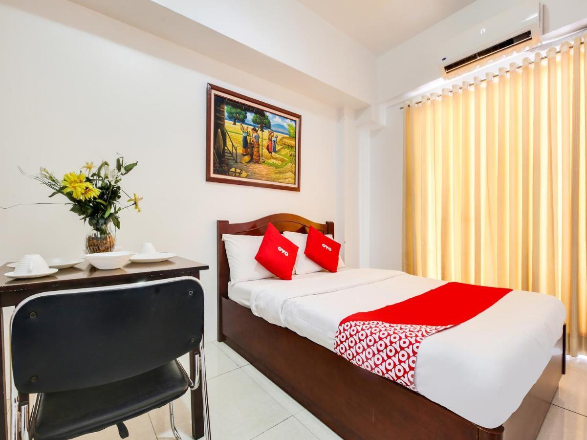 Oyo 893 Dian Suites Makati Manila Kültér fotó