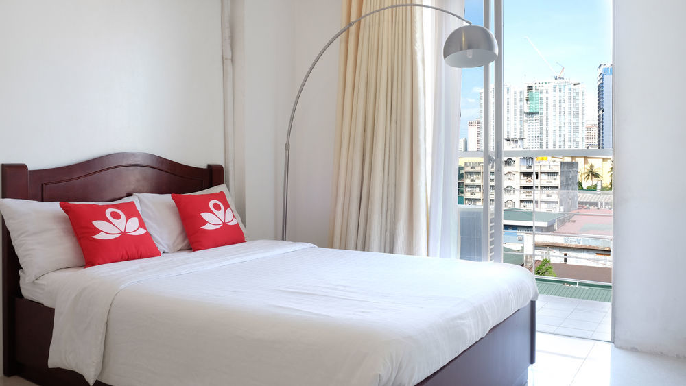 Oyo 893 Dian Suites Makati Manila Kültér fotó