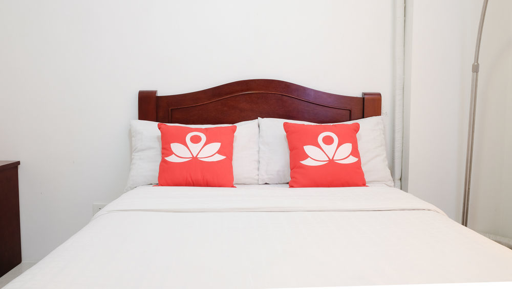 Oyo 893 Dian Suites Makati Manila Kültér fotó