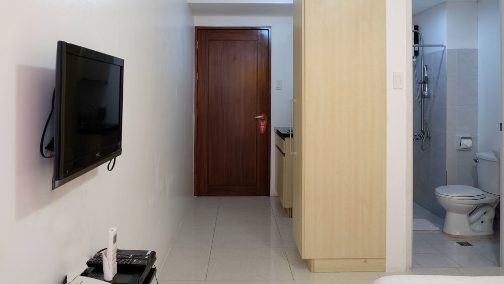 Oyo 893 Dian Suites Makati Manila Kültér fotó