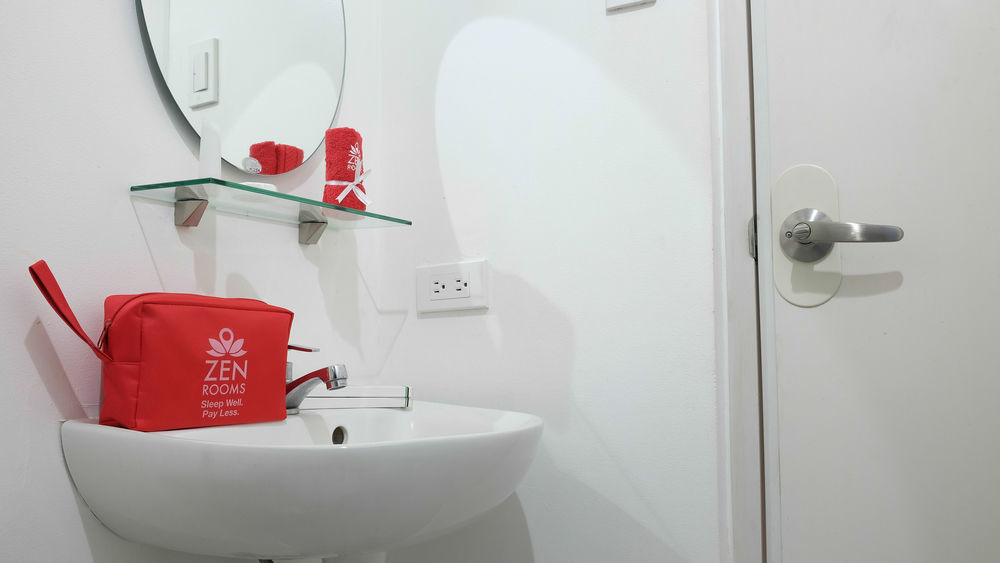 Oyo 893 Dian Suites Makati Manila Kültér fotó