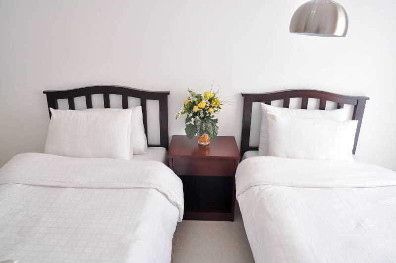 Oyo 893 Dian Suites Makati Manila Kültér fotó