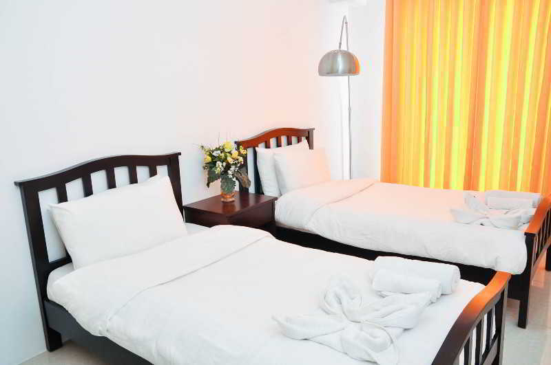 Oyo 893 Dian Suites Makati Manila Kültér fotó